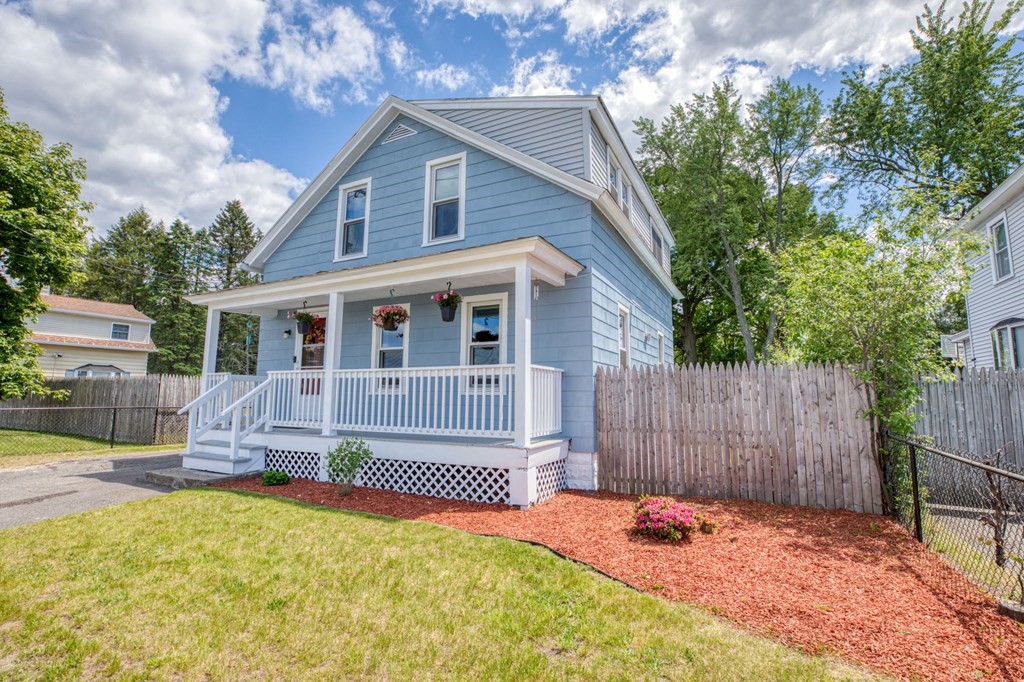 35 Verge Street Springfield, MA 01129 - Photo 3 of 24 Gallery Image 3