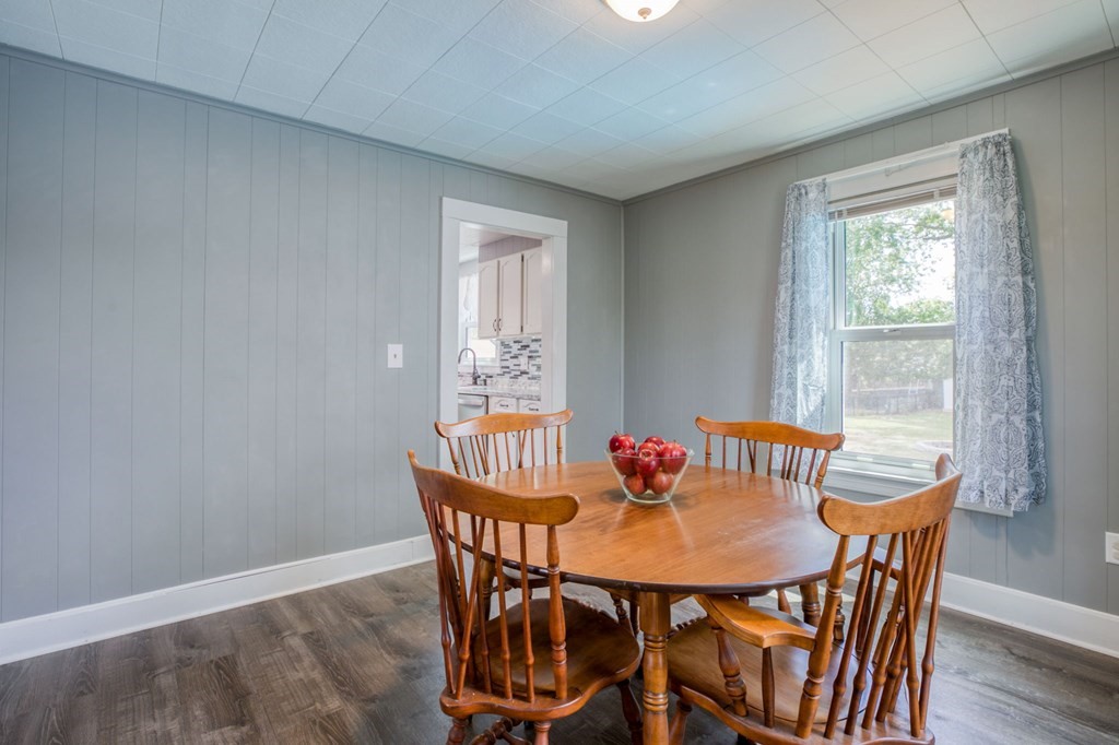 35 Verge Street Springfield, MA 01129 - Photo 9 of 24 Gallery Image 9