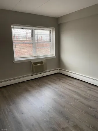 $3,732 | 173 South Orange Avenue, Unit 3F, South Orange, NJ 07079