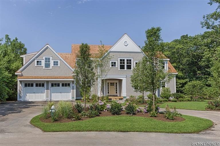 4 Persimmon Way Mashpee, MA 02649 - Photo 2 of 12 Primary Photo