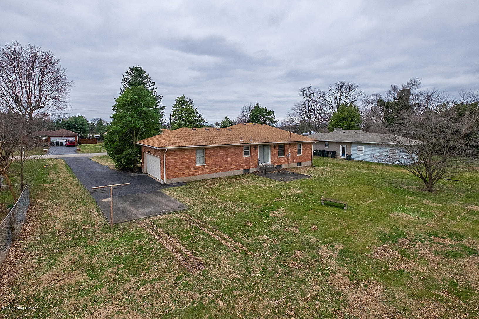 4803 Clarmar Road Louisville, KY 40299 - Photo 35 of 45 4803_clarmar_road_jeffersontown_ky_40299