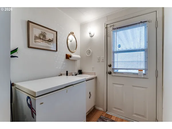 $110,000 | 1400 Candlelight Drive, Unit 231, Eugene, OR 97402