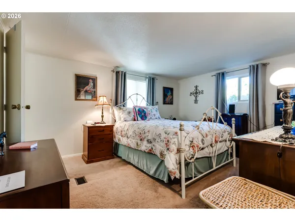 $110,000 | 1400 Candlelight Drive, Unit 231, Eugene, OR 97402