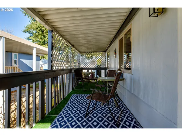 $110,000 | 1400 Candlelight Drive, Unit 231, Eugene, OR 97402