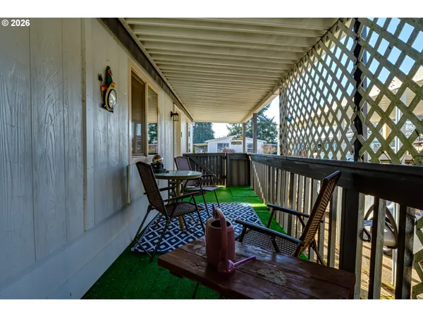 $110,000 | 1400 Candlelight Drive, Unit 231, Eugene, OR 97402