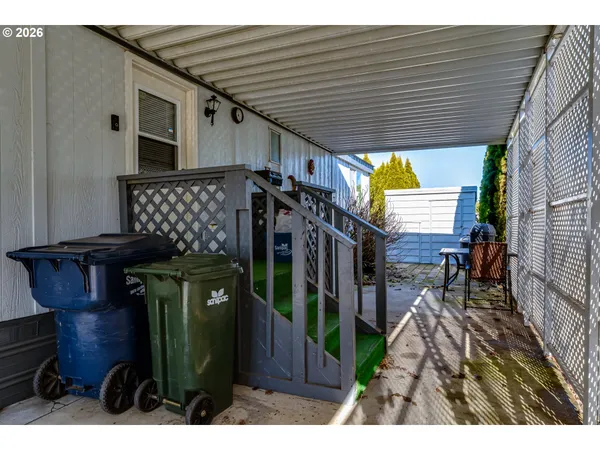 $110,000 | 1400 Candlelight Drive, Unit 231, Eugene, OR 97402