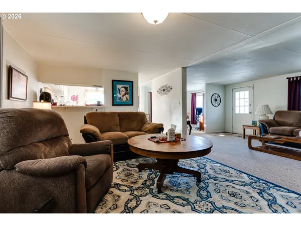 $110,000 | 1400 Candlelight Drive, Unit 231, Eugene, OR 97402