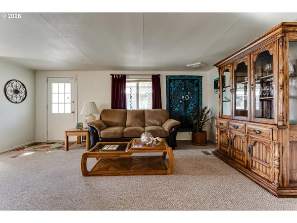 $110,000 | 1400 Candlelight Drive, Unit 231, Eugene, OR 97402