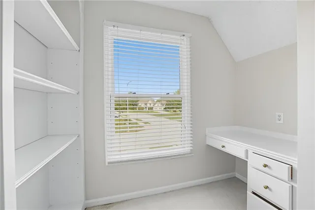 $550,000 | 5829 Manor Lane, Parkville, MO 64152