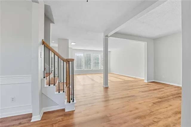 $550,000 | 5829 Manor Lane, Parkville, MO 64152