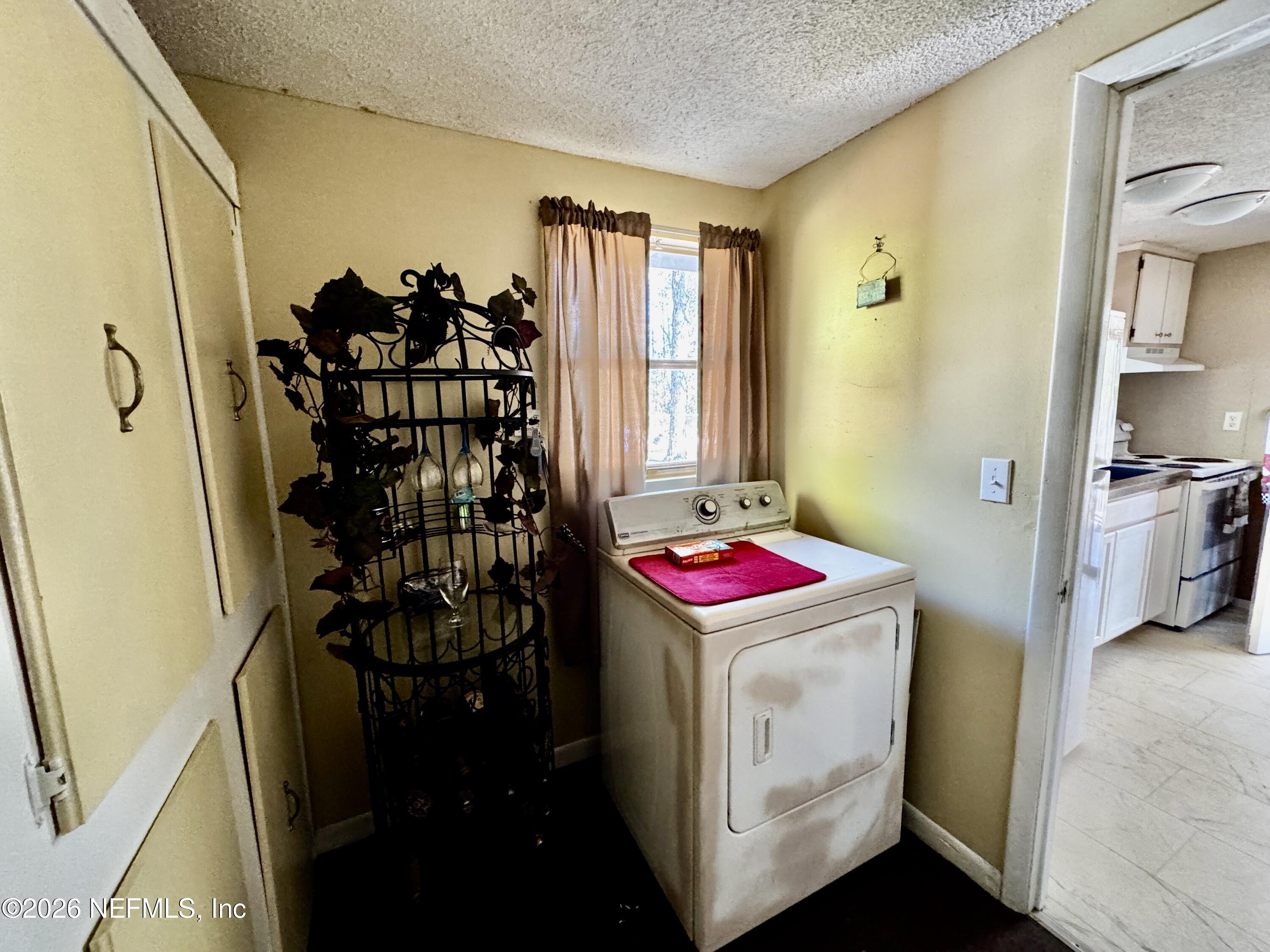 130 Adrian Avenue Interlachen, FL 32148 - Photo 12 of 26 130 Adrian Av, Putnam County, FL