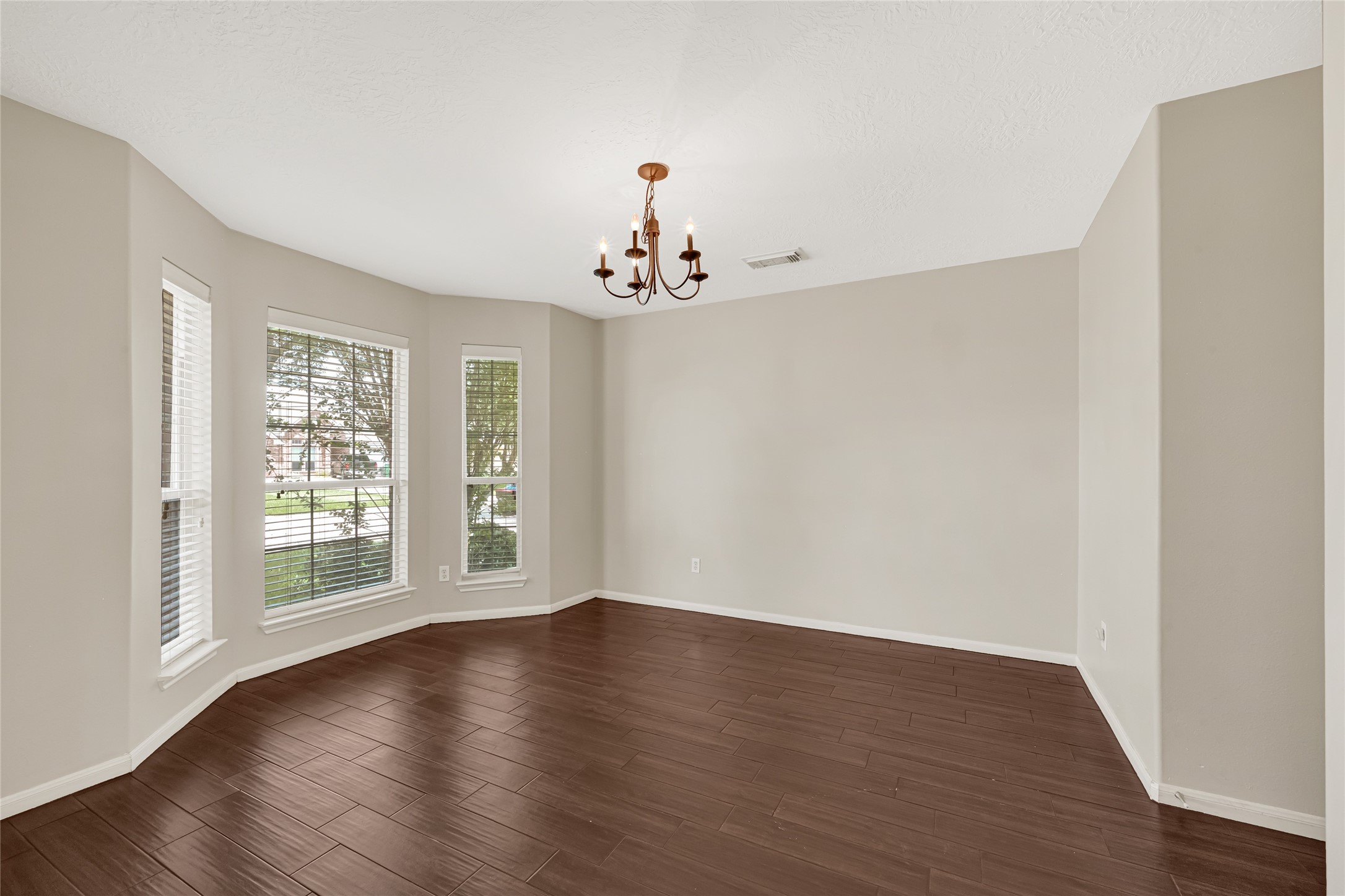 3714 Flannery Ridge Lane Houston, TX 77047 - Photo 4 of 27
