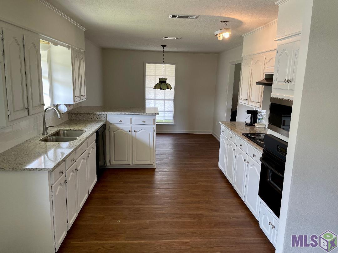 9274 Springfield Road Denham Springs, LA 70706 - Photo 17 of 29