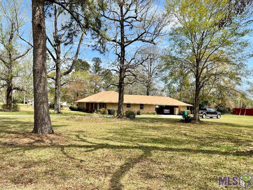 9274 Springfield Road Denham Springs, LA 70706 - Photo 2 of 29