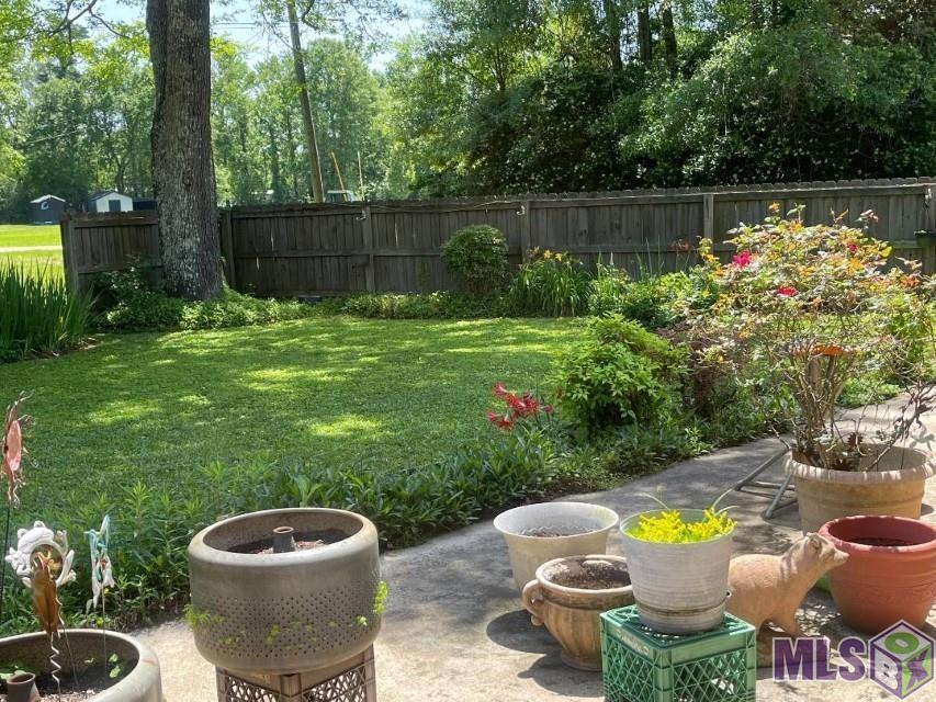 9274 Springfield Road Denham Springs, LA 70706 - Photo 9 of 29