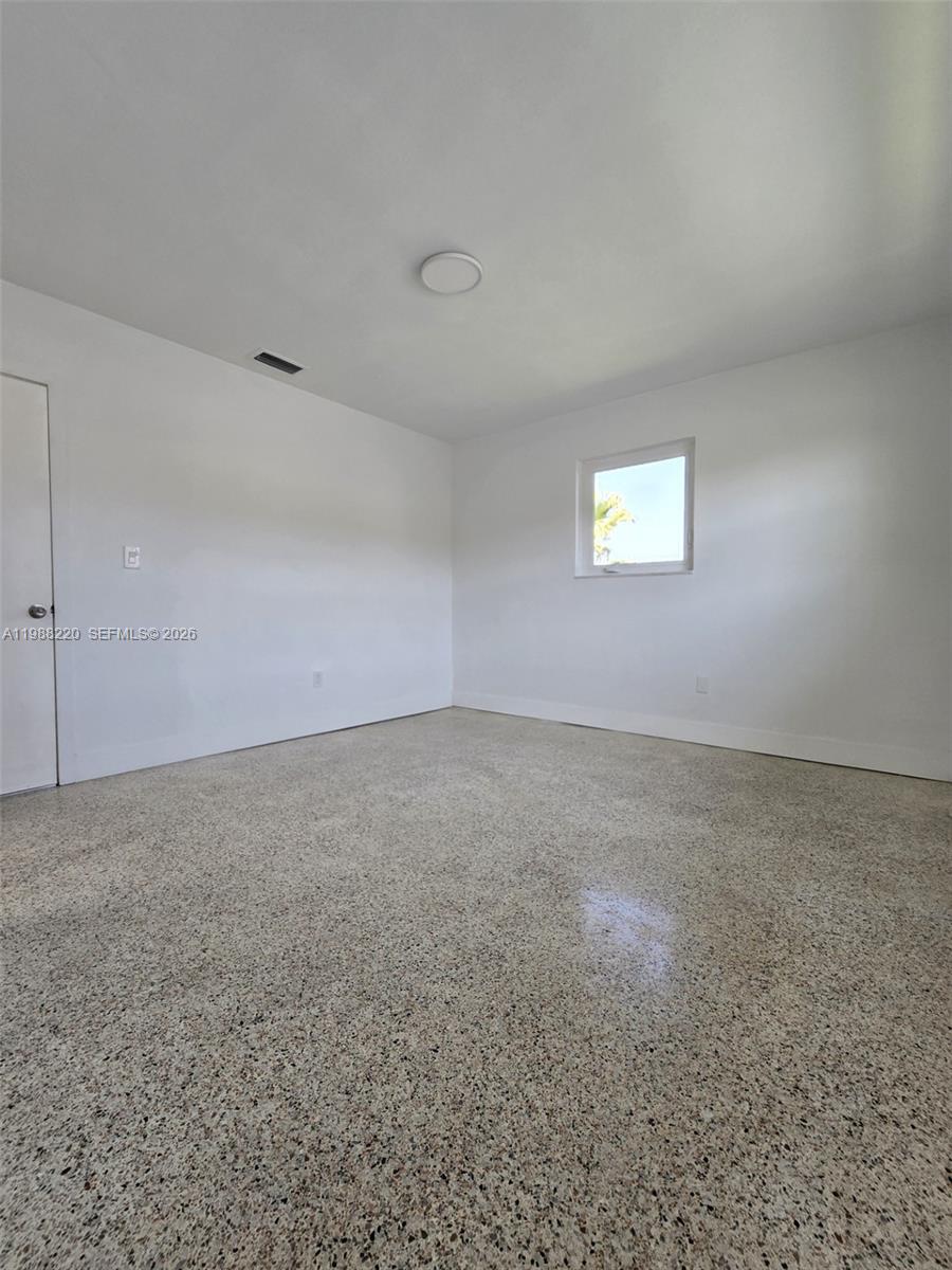 3245 Southwest 88th Court Miami, FL 33165 - Photo 15 of 23