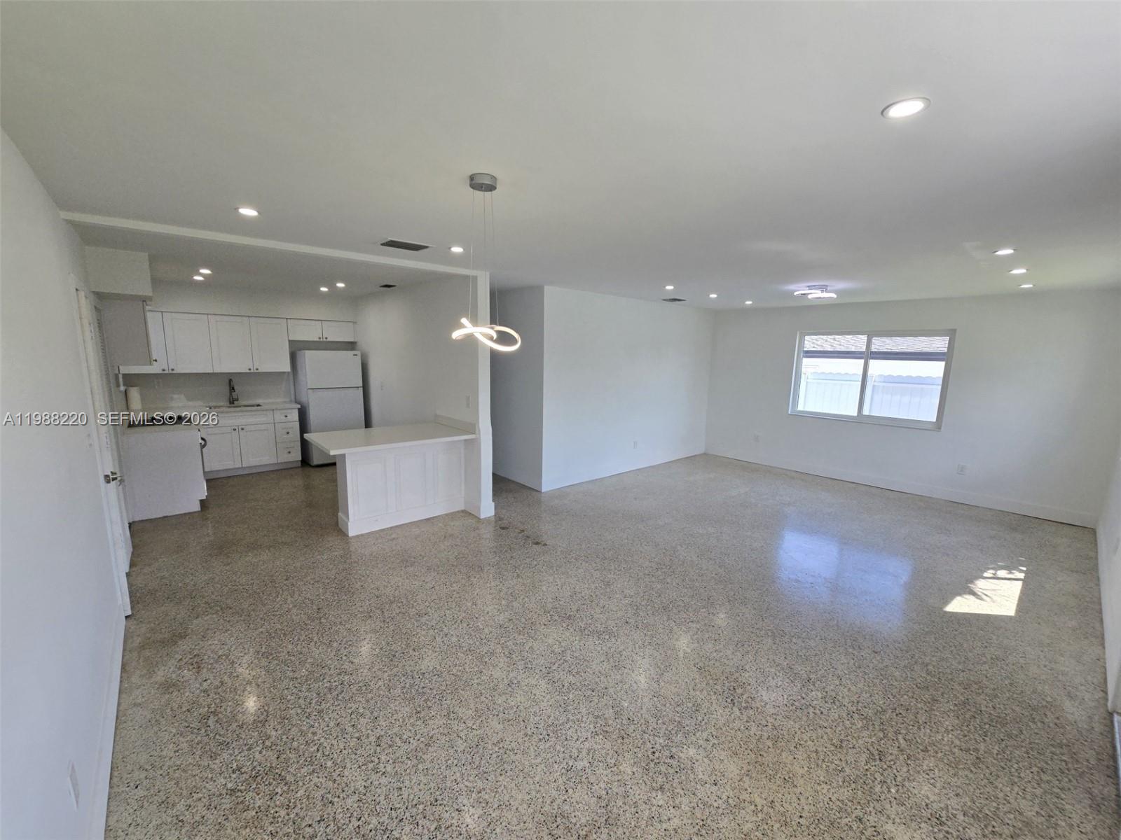 3245 Southwest 88th Court Miami, FL 33165 - Photo 3 of 23