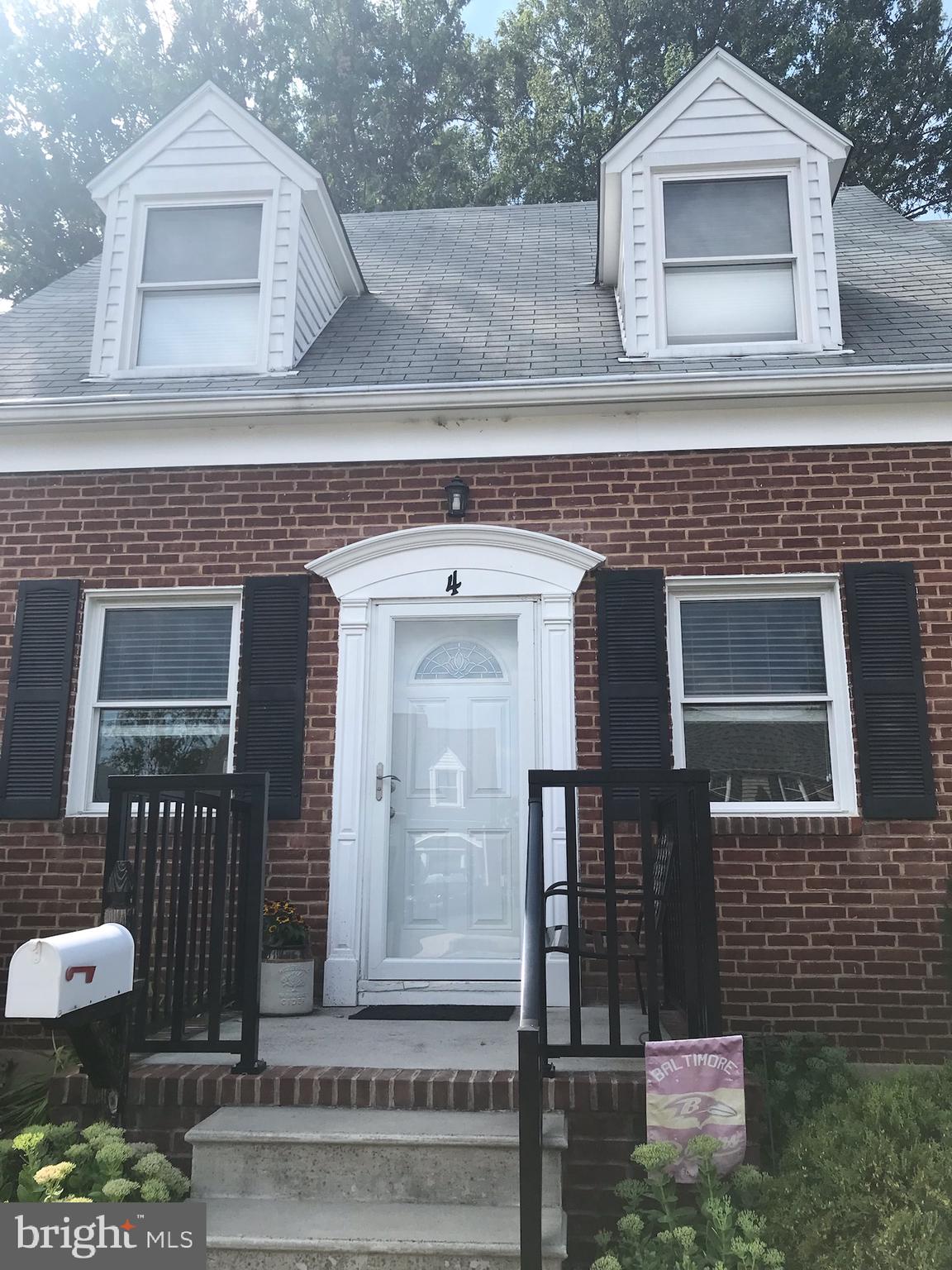 4 Tanglewood Road Baltimore, MD 21228 - Photo 3 of 35 JUST A FEW STEPS IN! WELCOME TO YOUR NEW HOME!!