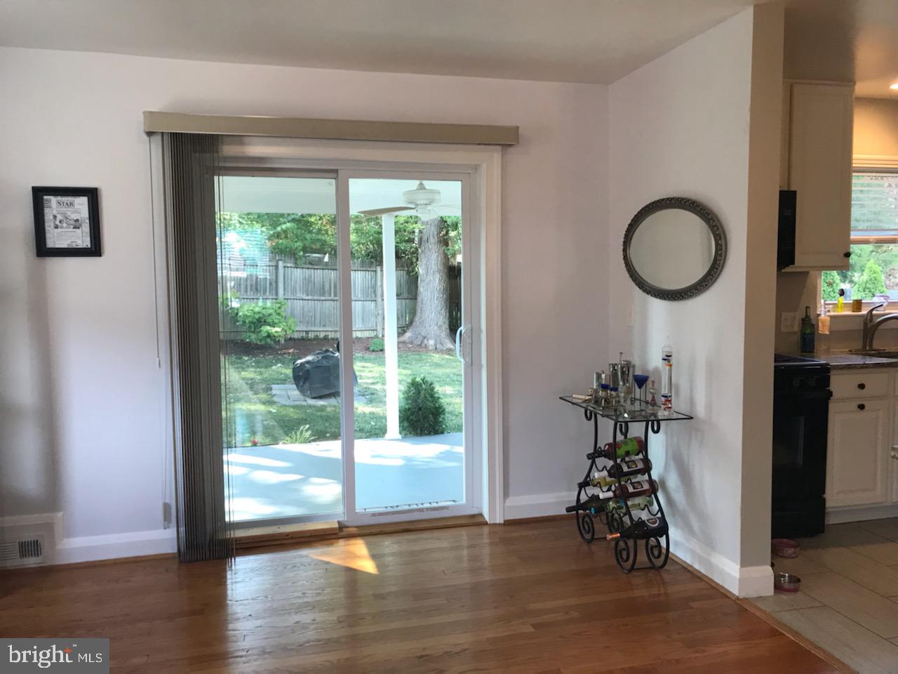 4 Tanglewood Road Baltimore, MD 21228 - Photo 6 of 35 NICE DINING ROOM AREA & RELAXING PATIO OUTSIDE!