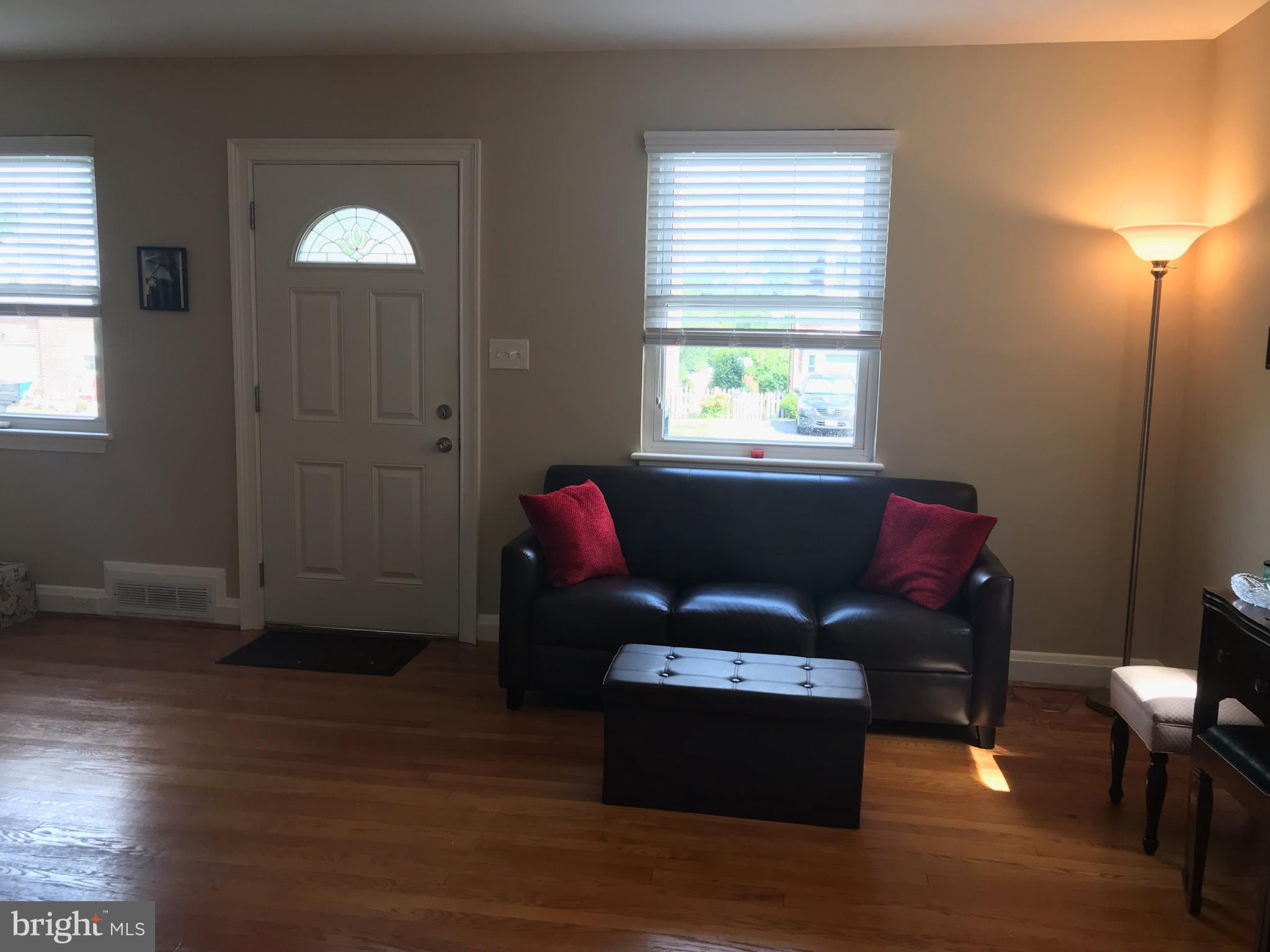 4 Tanglewood Road Baltimore, MD 21228 - Photo 7 of 35 FRESHLY PAINTED & CUSTOM BLINDS AWAIT!