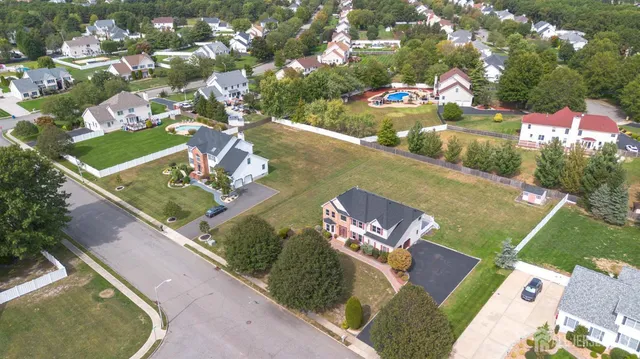 $979,900 | 27 Samantha Drive, Monroe Township, NJ 08831