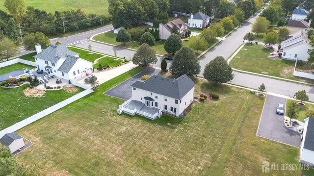 $979,900 | 27 Samantha Drive, Monroe Township, NJ 08831