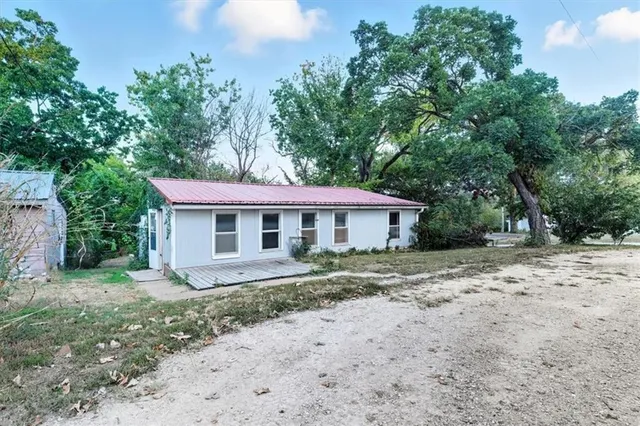 $89,900 | 31228 Highline Drive, Warsaw, MO 65355