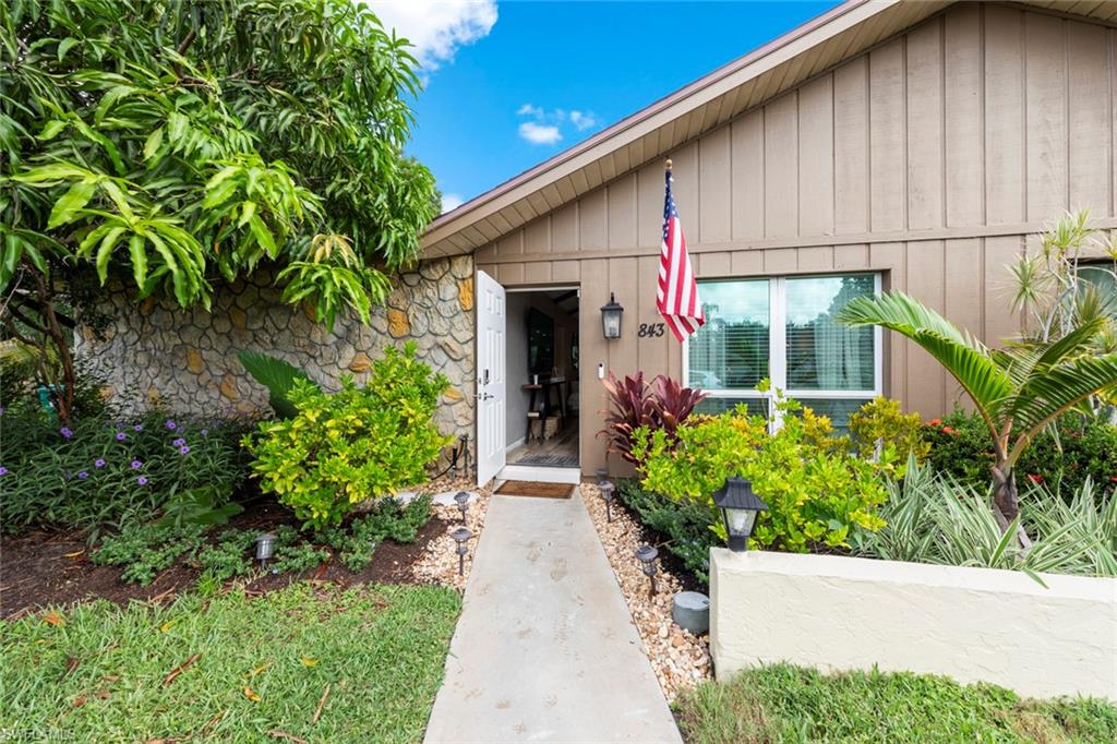 843 Palm View Drive, Unit 25 Naples, FL 34110 - Photo 25 of 27