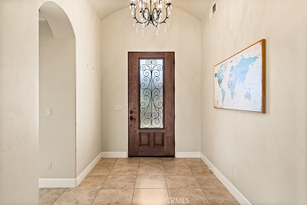 3368 Summit Ridge Terrace Chico, CA 95928 - Photo 23 of 43 Large entry way