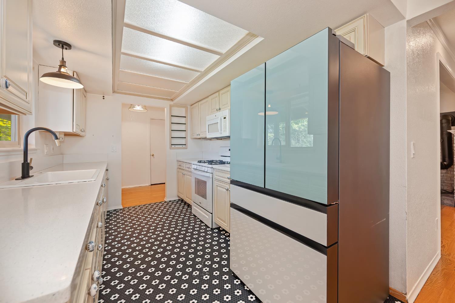 3582 Bell Road Auburn, CA 95602 - Photo 12 of 63