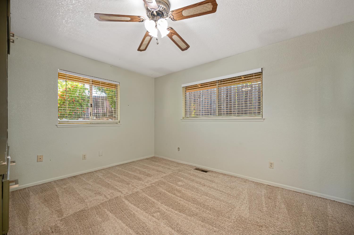 3582 Bell Road Auburn, CA 95602 - Photo 26 of 63