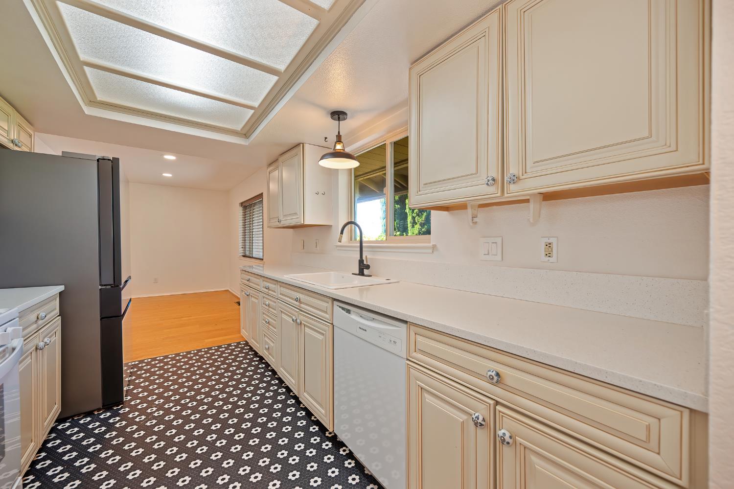 3582 Bell Road Auburn, CA 95602 - Photo 10 of 63