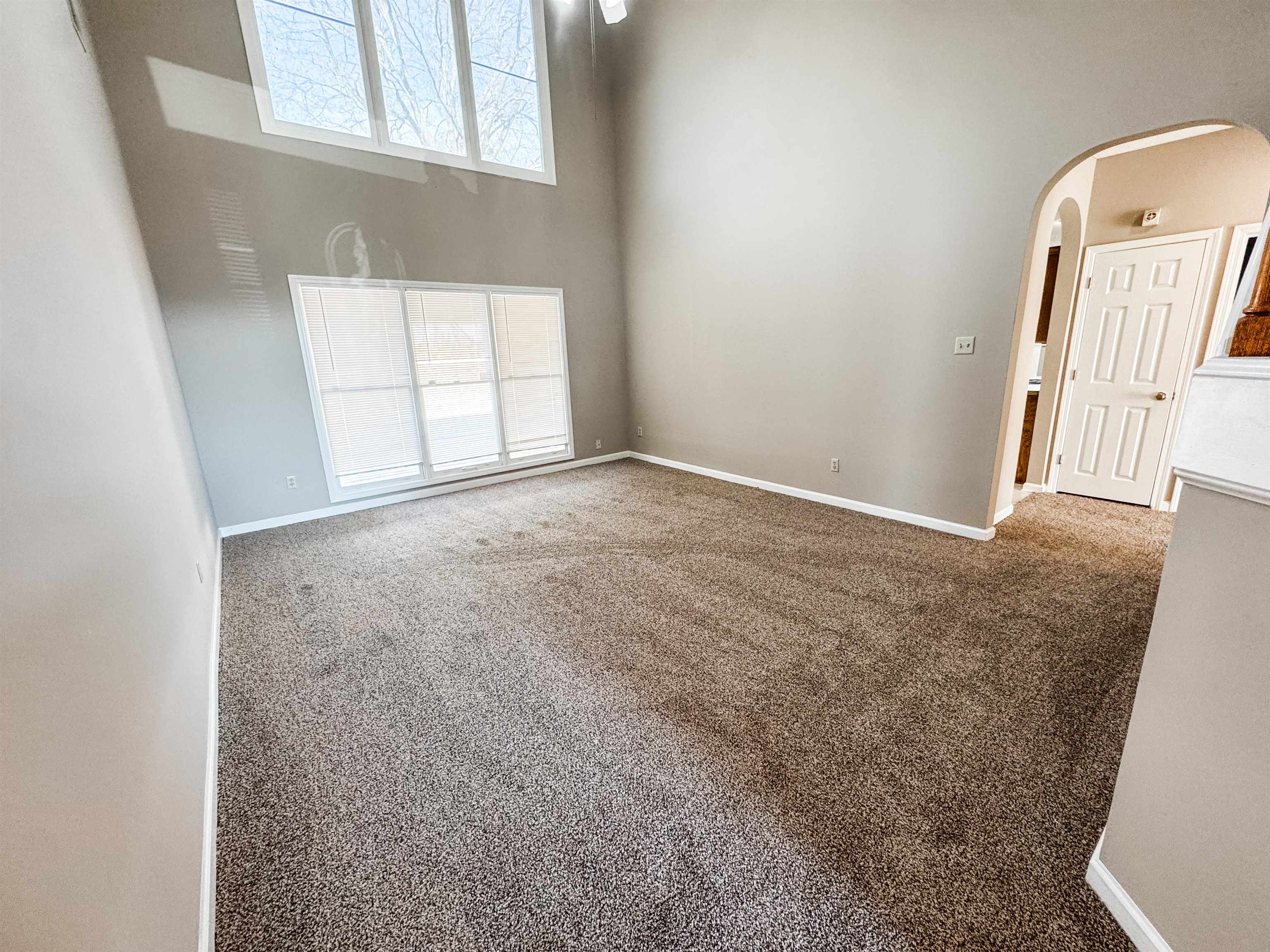624 Landing Party Lane Collierville, TN 38017 - Photo 2 of 14 an empty room with windows