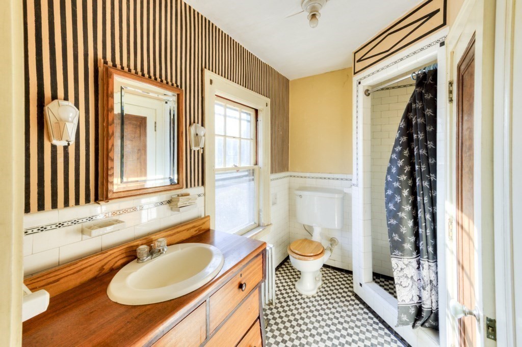 24 Hadwen Road Worcester, MA 01602 - Photo 40 of 42