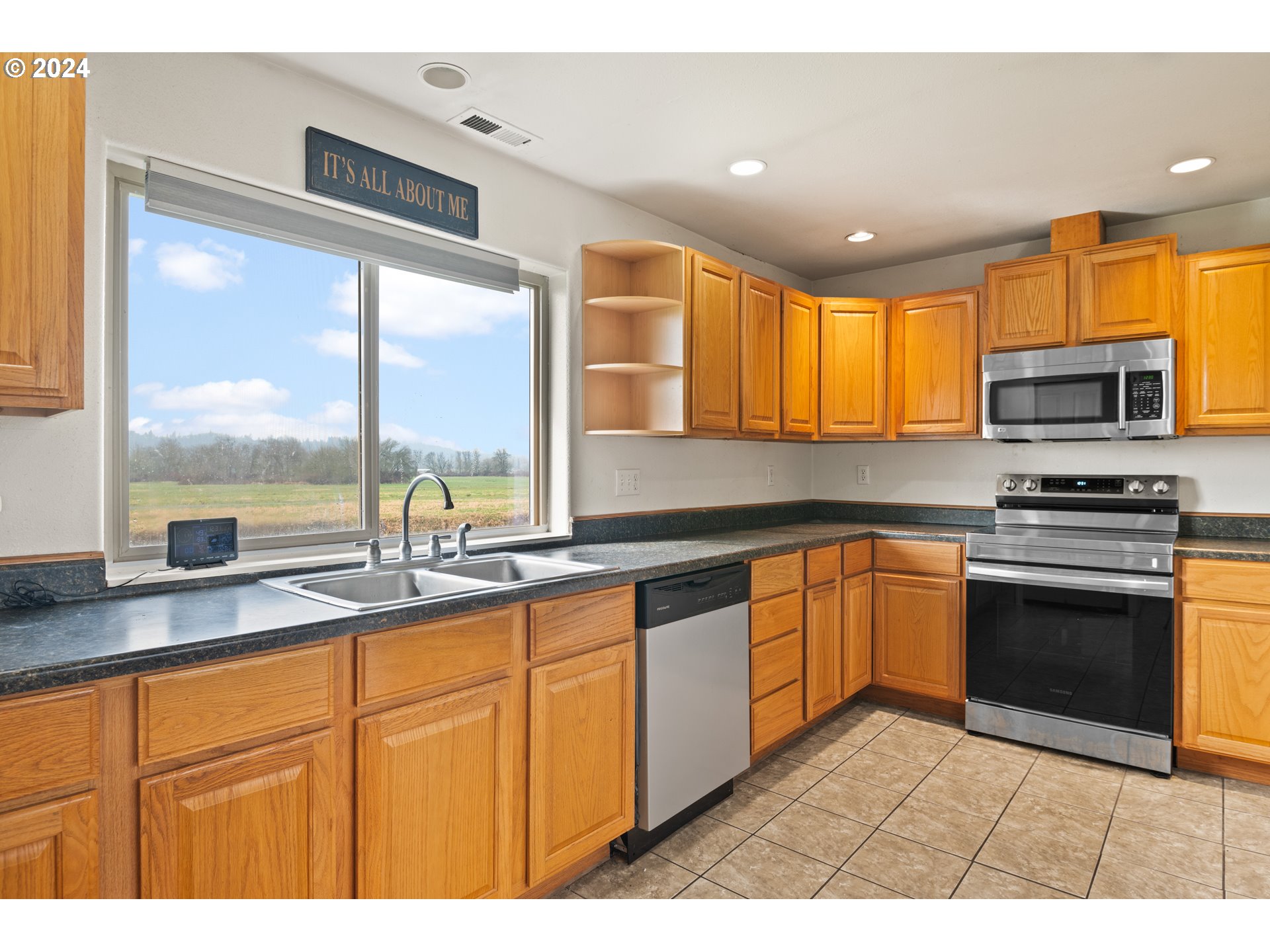5005 Mt Solo Road Longview, WA 98632 - Photo 10 of 41 Gallery Image 10