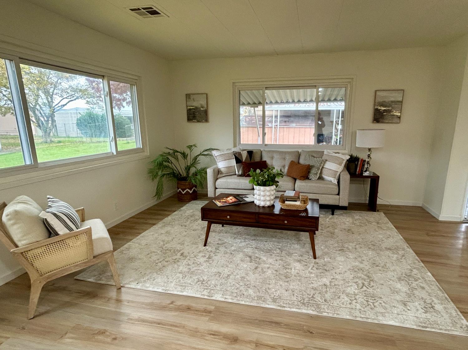 8665 Florin Road, Unit 183 Sacramento, CA 95828 - Photo 2 of 40 Seller to pay first 6 months of HOA dues for you!!!