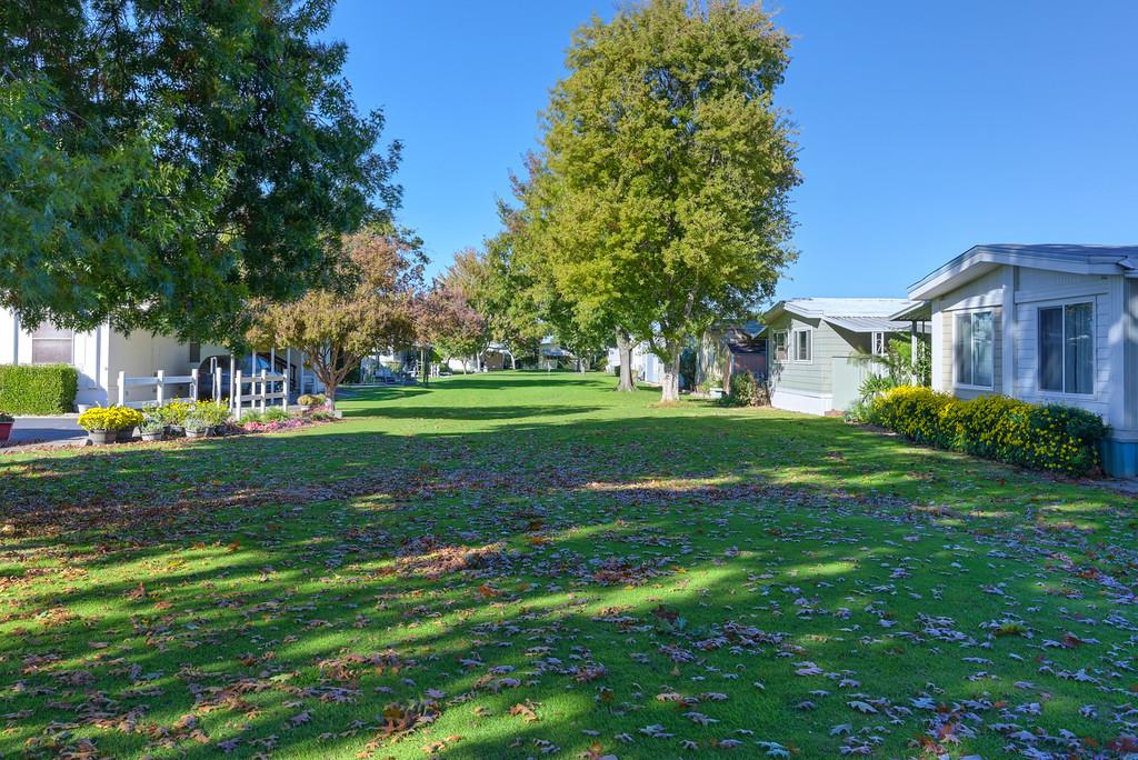 8665 Florin Road, Unit 183 Sacramento, CA 95828 - Photo 33 of 40