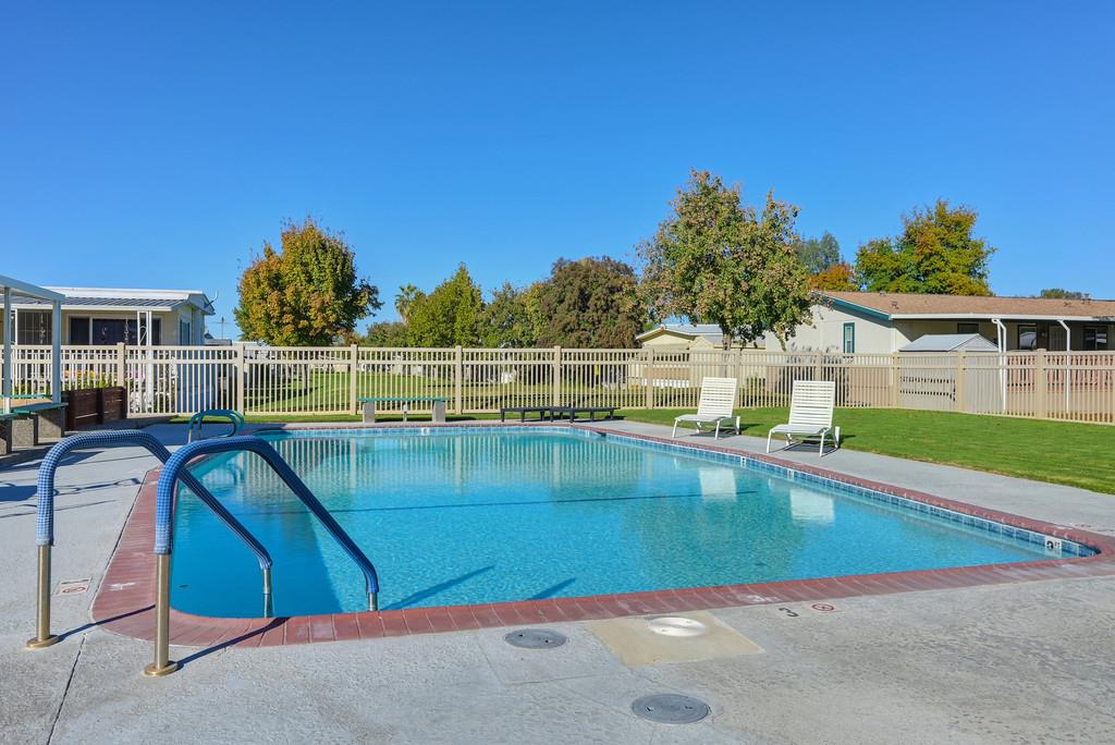 8665 Florin Road, Unit 183 Sacramento, CA 95828 - Photo 38 of 40