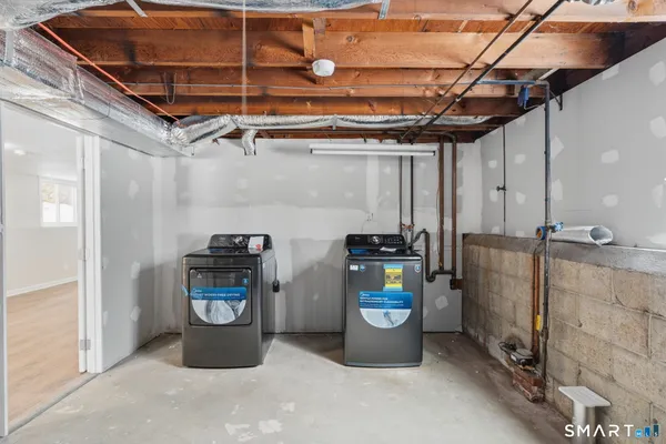 a view of a storage & utility room