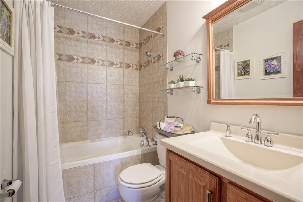8558 Castle Farms Road Indianapolis, IN 46256 - Photo 30 of 45 Gallery Image 30