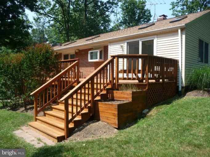 22629 Wildcat Road Germantown, MD 20876 - Photo 7 of 30 Exterior (General)