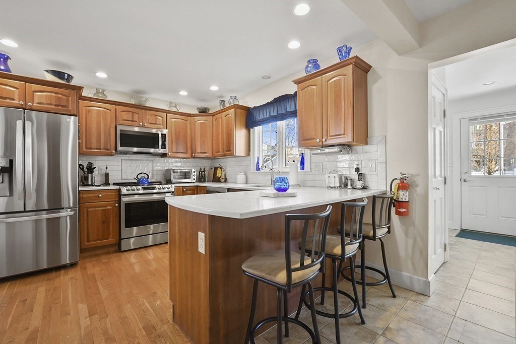 29 Bates Road Arlington, MA 02474 - Photo 3 of 29 Gallery Image 3