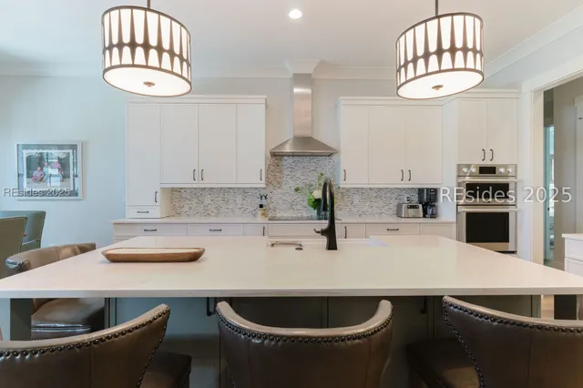 $1,525,000 | 15 East Summerton Drive, Bluffton, SC 29910