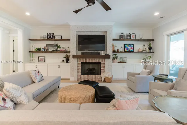 $1,525,000 | 15 East Summerton Drive, Bluffton, SC 29910