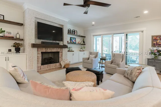 $1,525,000 | 15 East Summerton Drive, Bluffton, SC 29910