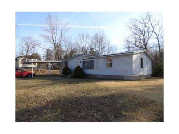 8 Agent Road Raymond, NH 03077 - Photo 1 of 1
