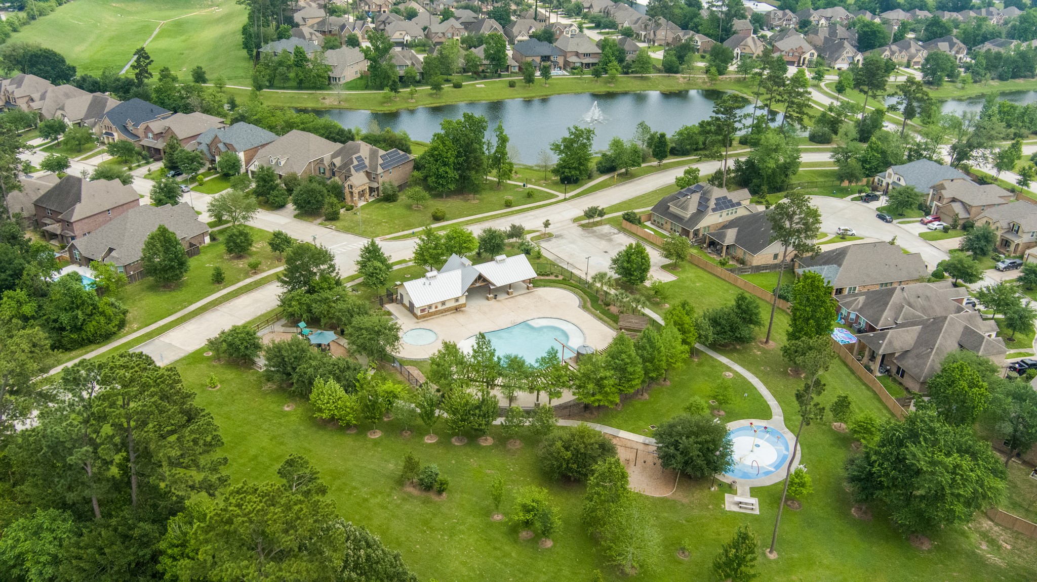 22622 Cutter Mill Drive Spring, TX 77389 - Photo 32 of 40 a view of a lake with a city