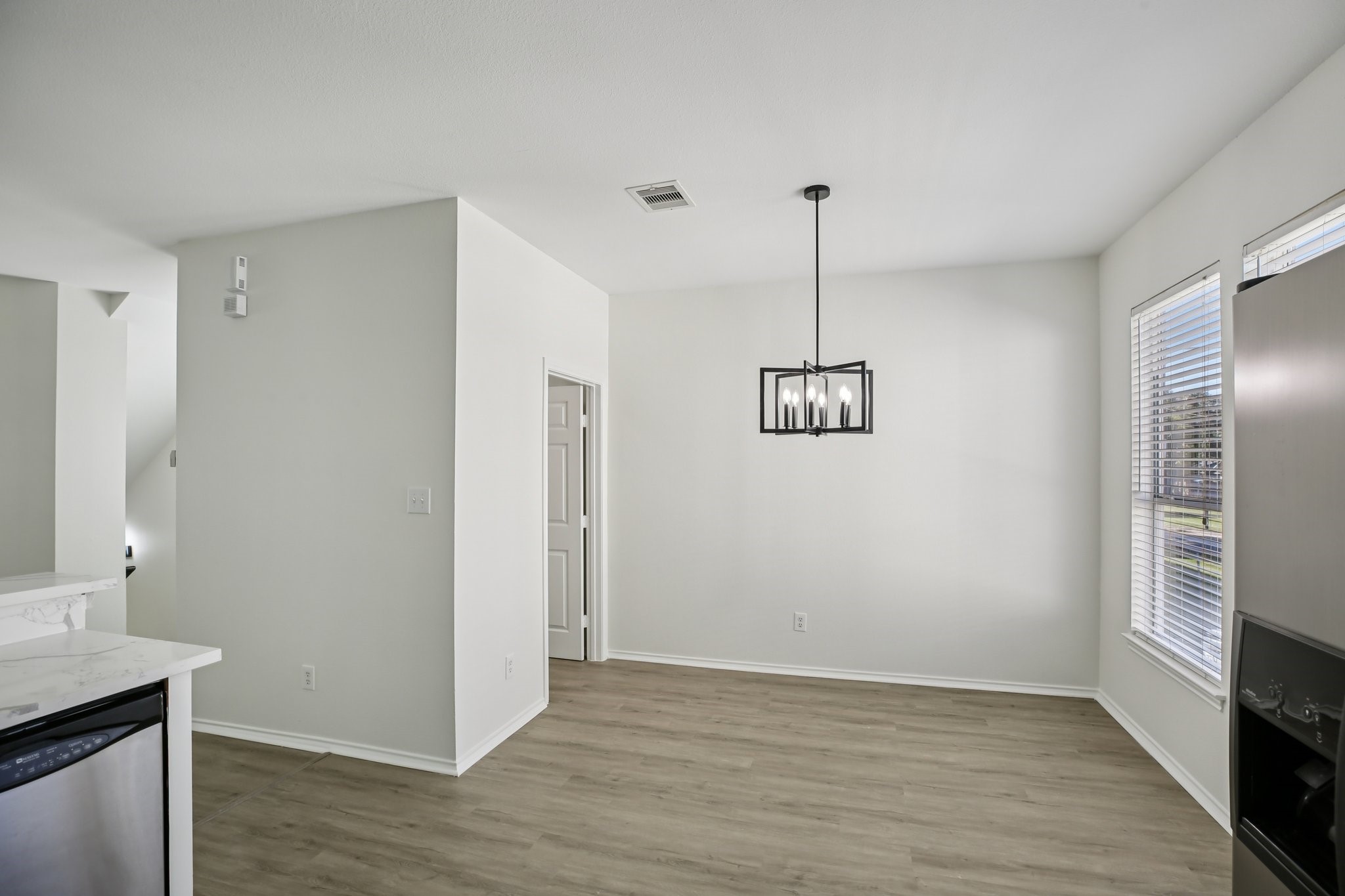 1705 Stuart Street Houston, TX 77004 - Photo 10 of 29