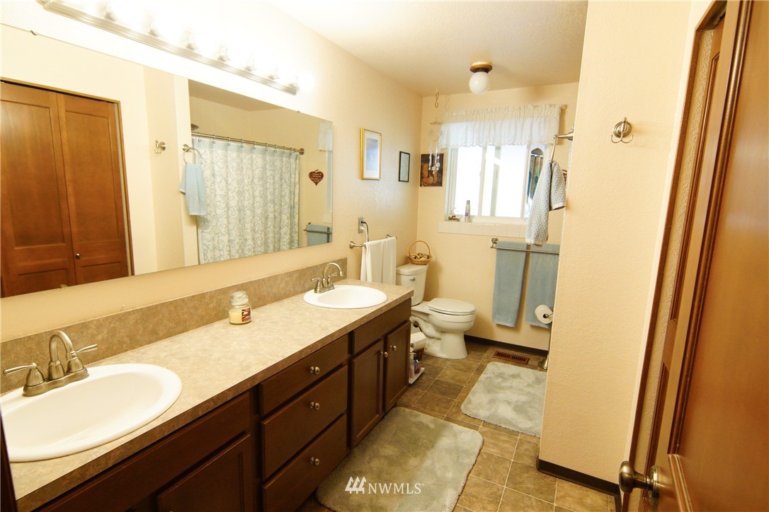 802 Roswell Road Centralia, WA 98531 - Photo 16 of 25 Gallery Image 16