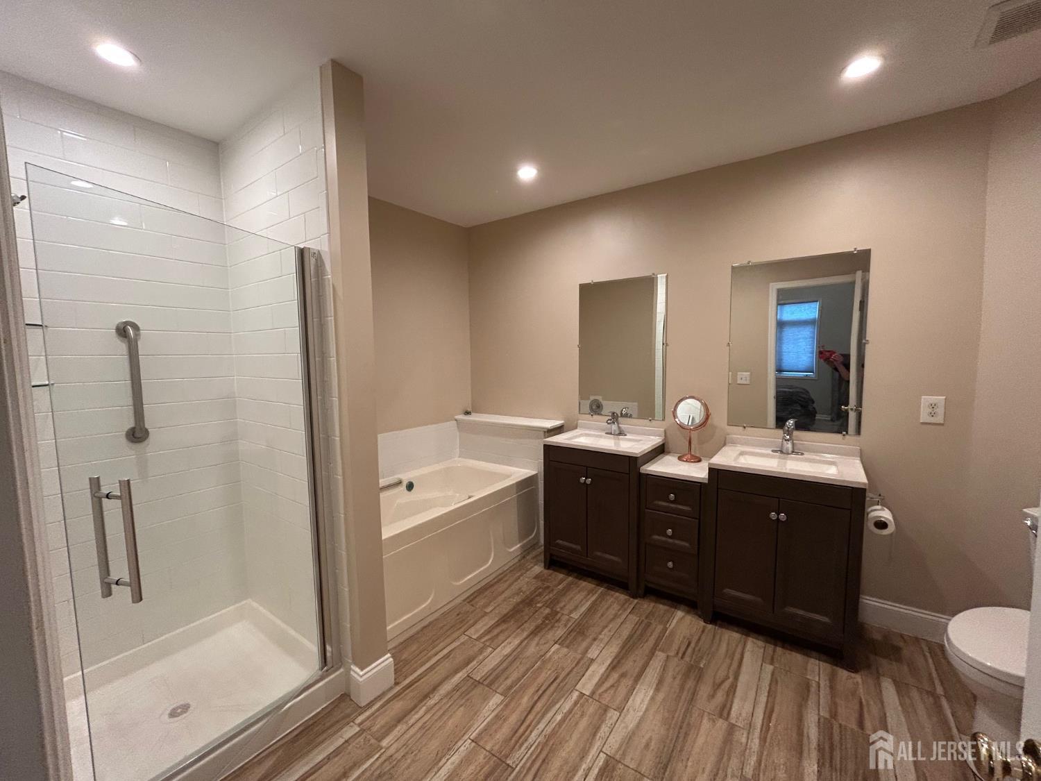 48 Winthrop Road, Unit B Monroe Township, NJ 08831 - Photo 35 of 49